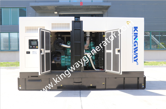 Gerador diesel silencioso de Cummins da colocação em contentores de 750KVA 600KW para a construção